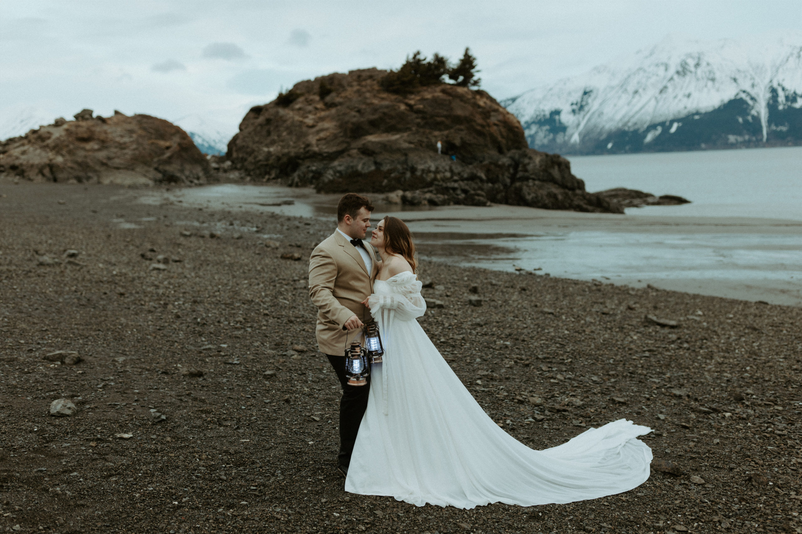 Beluga point the perfect place to elope in Alaska