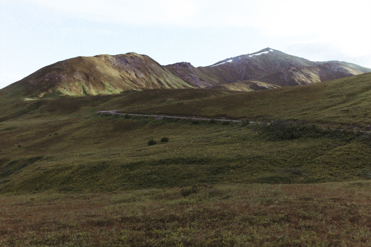 rolling hillsides at Hatchers Pass in Alaska