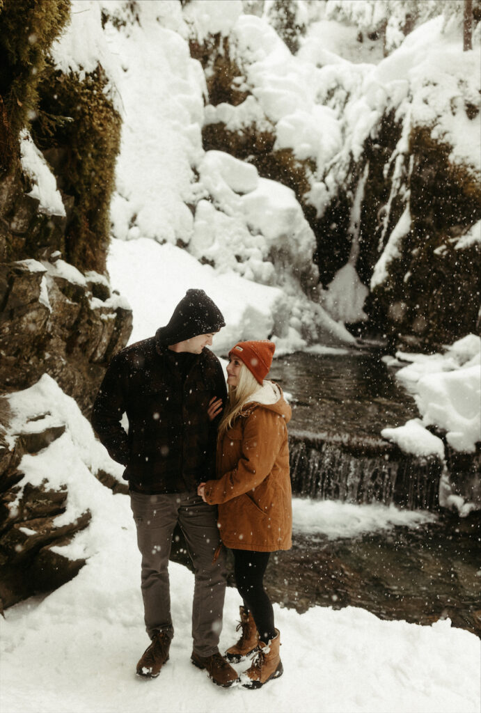 winter engagement session in Girdwood Alaska 