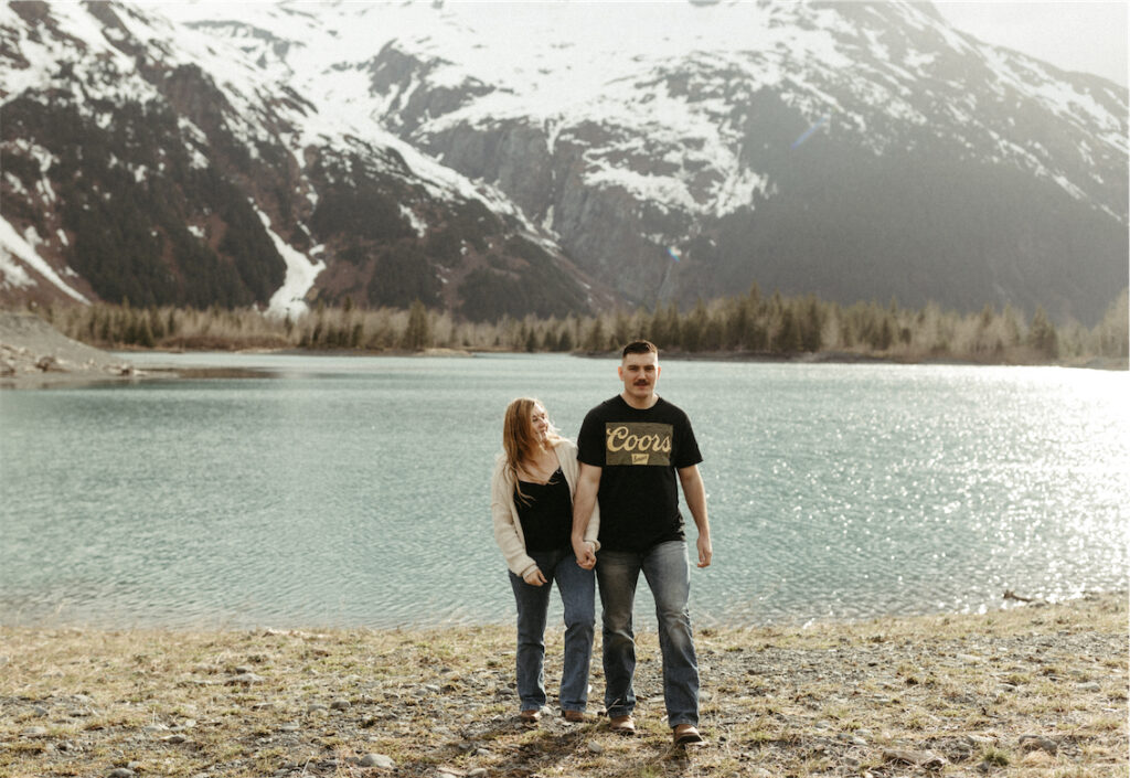 couple walking at Portage lake during their photo session