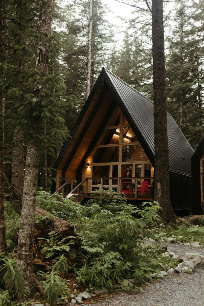 These cute cabins in the woods of Seward, Alaska are the perfect place to elope