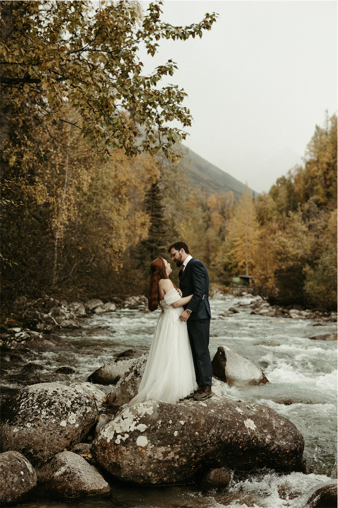 fall elopement in Hatchers Pass