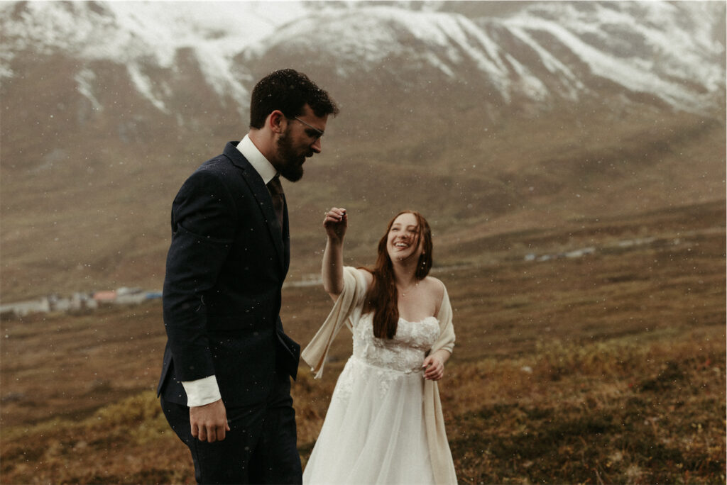 couple eloping in Hatchers Pass one of the best places in Alaska