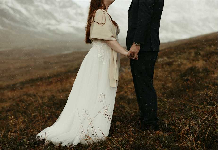 Fall elopement in the mountains